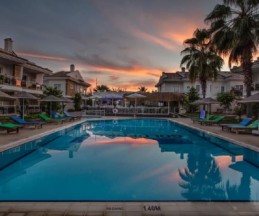 Blue Green Hotel (ex. Poseidon Suites), 3*