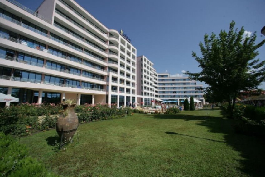 Globus, 4* Globus, 4*