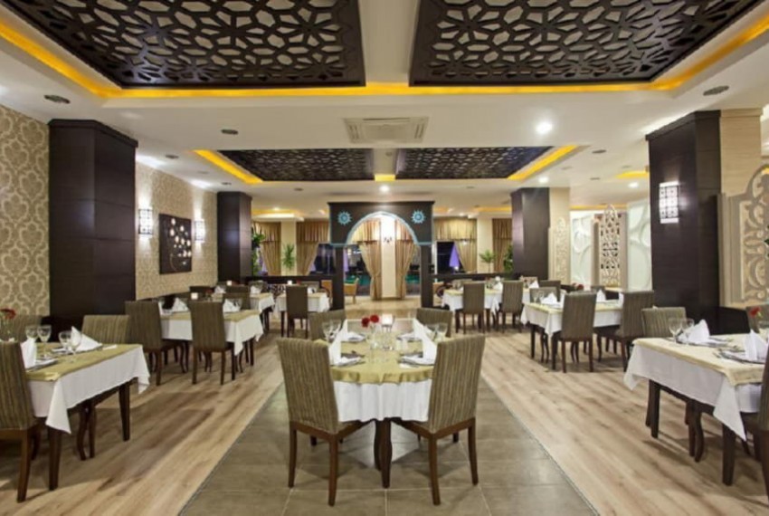 Titan Select Hotel, 5* Titan Select Hotel, 5*