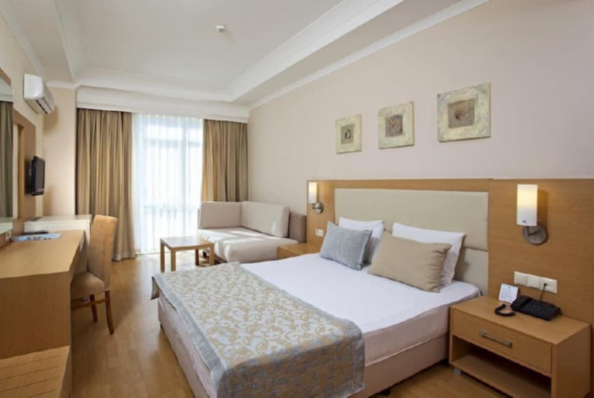 Titan Select Hotel, 5* Titan Select Hotel, 5*