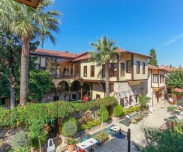 Alp Pasa, 4*