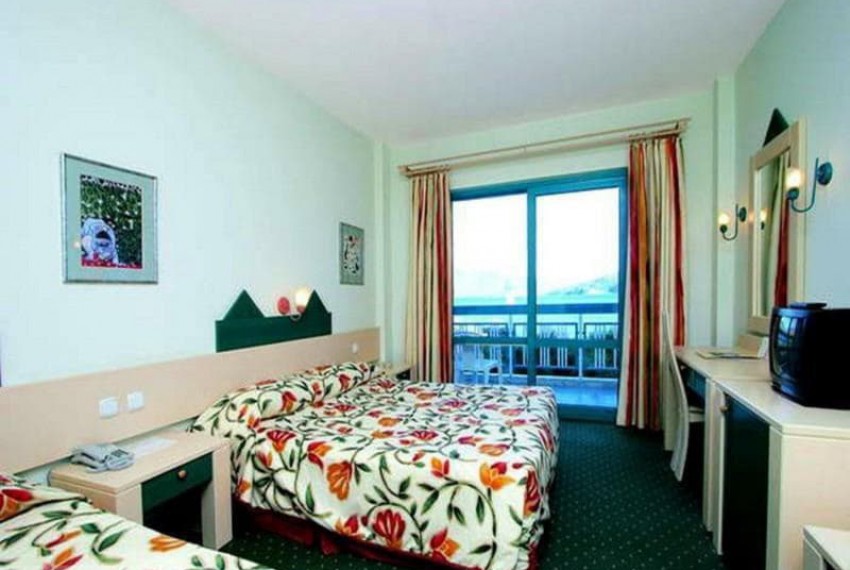 Tropikal, 4* Tropikal, 4*