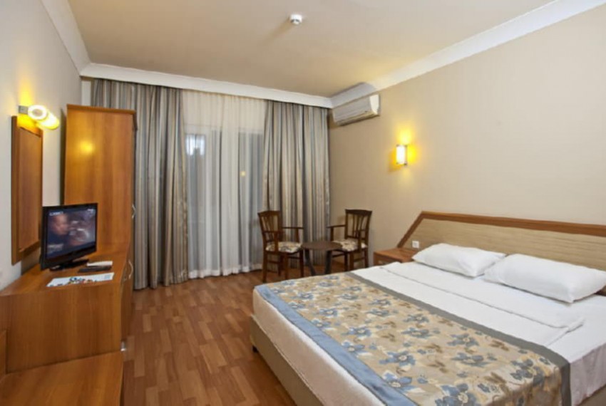 Titan Garden Hotel, 4* Titan Garden Hotel, 4*