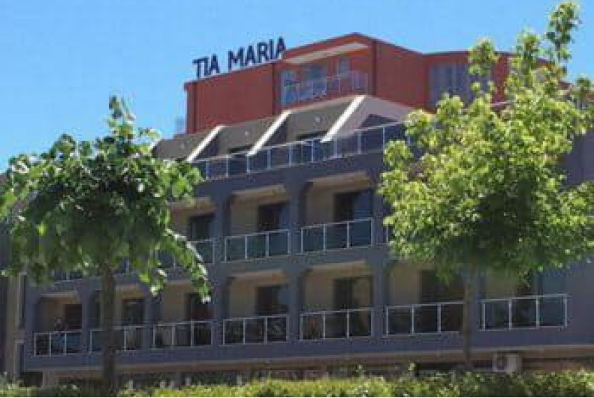 Tia Maria, 3* Tia Maria, 3*
