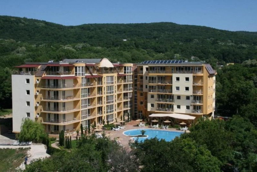 Joya Park, 4* Joya Park, 4*