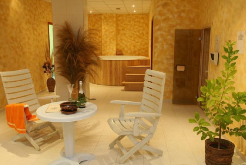 Joya Park, 4* Joya Park, 4*