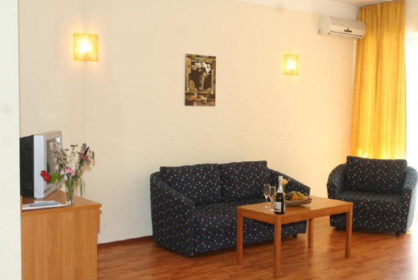 Joya Park, 4* Joya Park, 4*