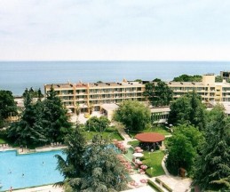 Ambassador Hotel, 3*