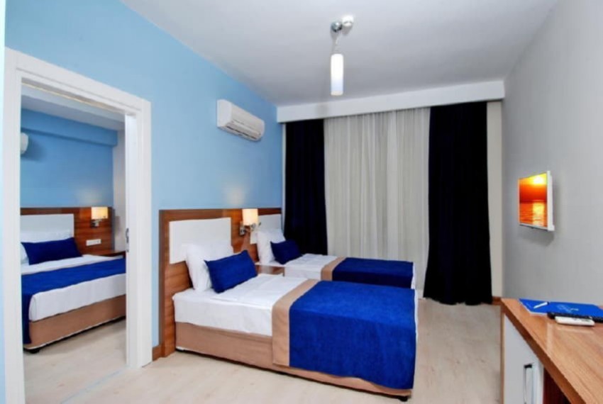 Kleopatra Ramira, 4* Kleopatra Ramira, 4*