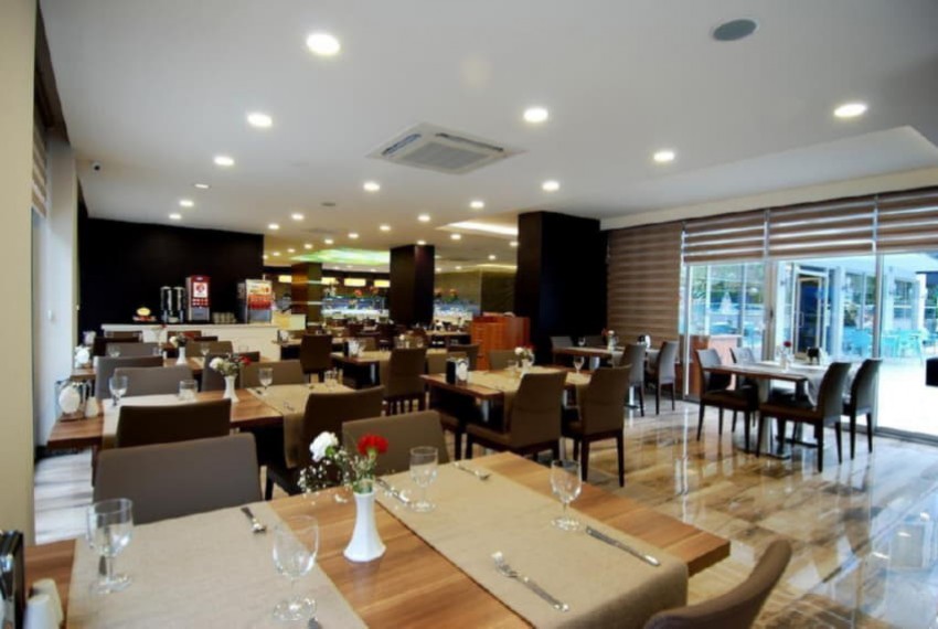 Kleopatra Ramira, 4* Kleopatra Ramira, 4*