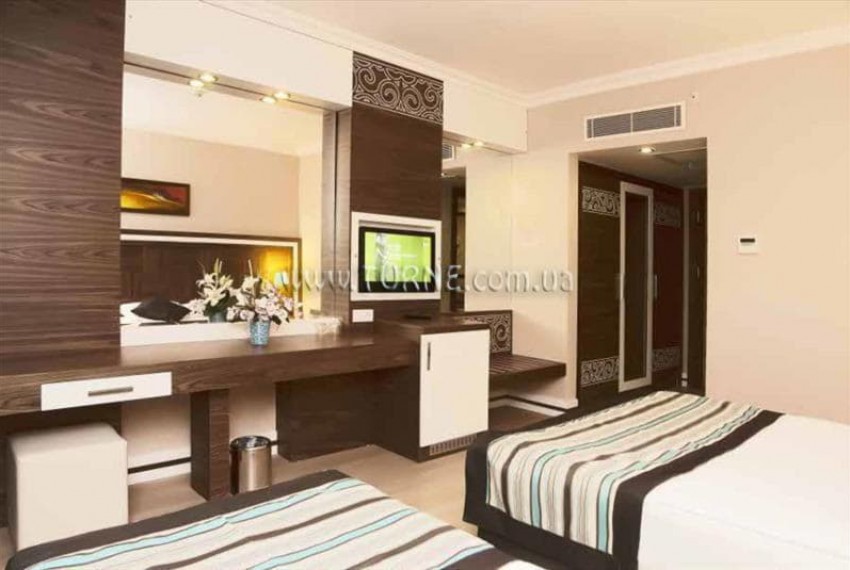 Royal Towers Resort, 4* Royal Towers Resort, 4*