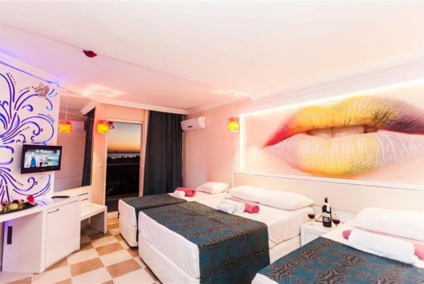 Infinity Beach Hotel, 4* Infinity Beach Hotel, 4*