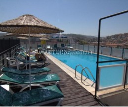 Surtel, 3*