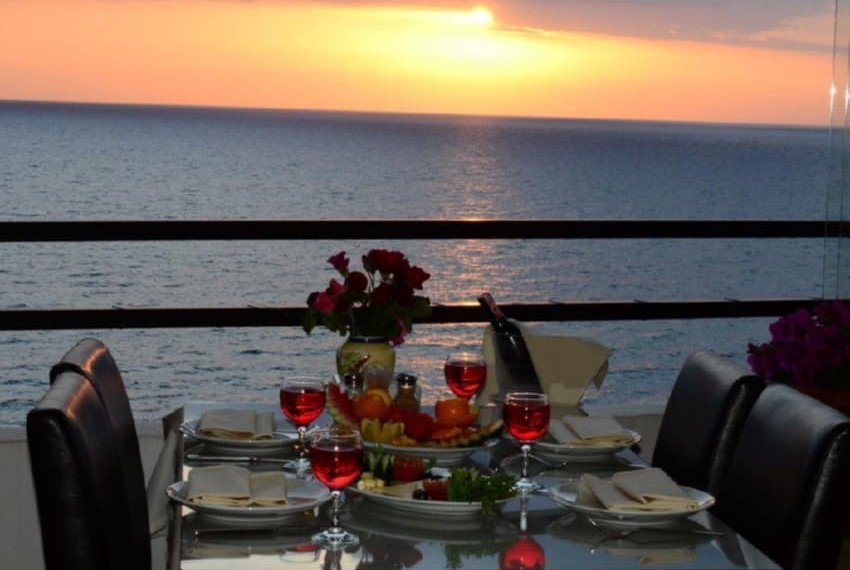 Sunday Beach Hotel, 3* Sunday Beach Hotel, 3*