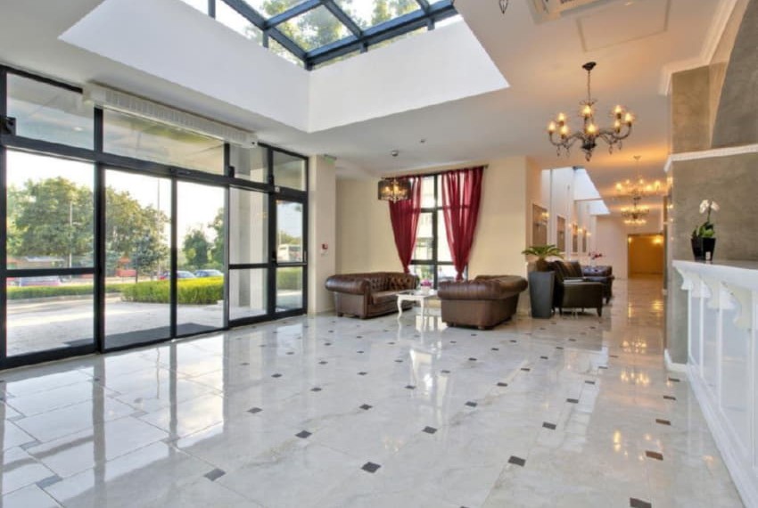 White Rock Castle, 4* White Rock Castle, 4*