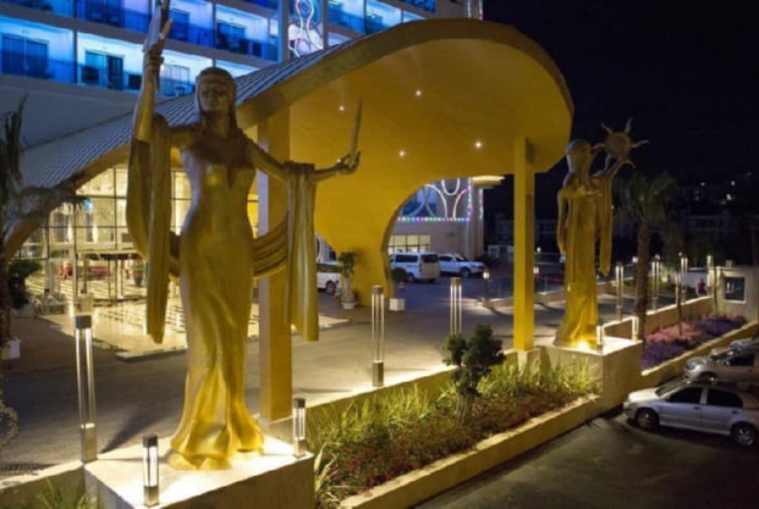 Azura Deluxe Resort & Spa, 5* Azura Deluxe Resort & Spa, 5*