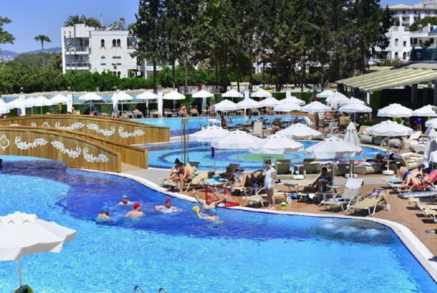 Azura Deluxe Resort & Spa, 5* Azura Deluxe Resort & Spa, 5*