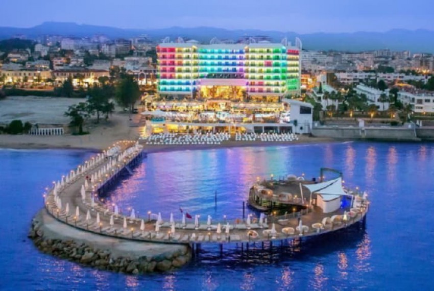 Azura Deluxe Resort & Spa, 5* Azura Deluxe Resort & Spa, 5*
