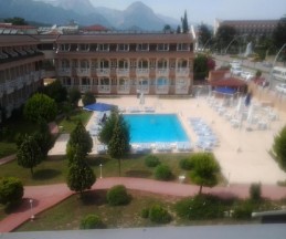 Club Ares, 3*