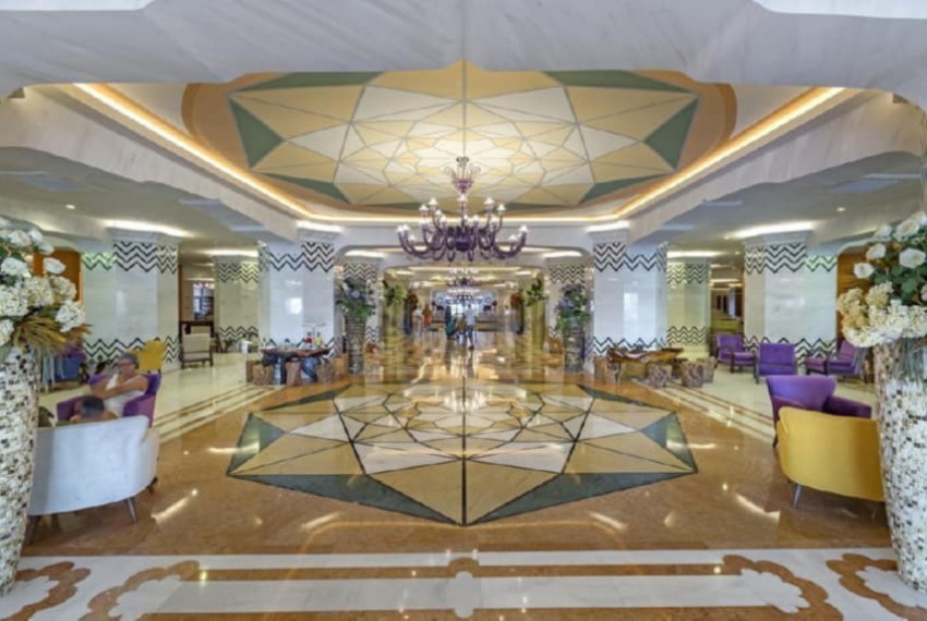 Royal Taj Mahal, 5* Royal Taj Mahal, 5*