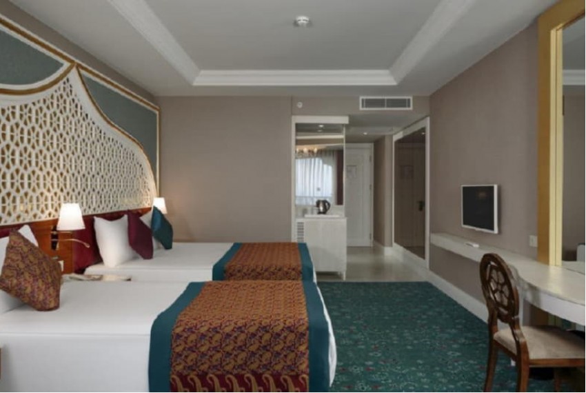Royal Taj Mahal, 5* Royal Taj Mahal, 5*