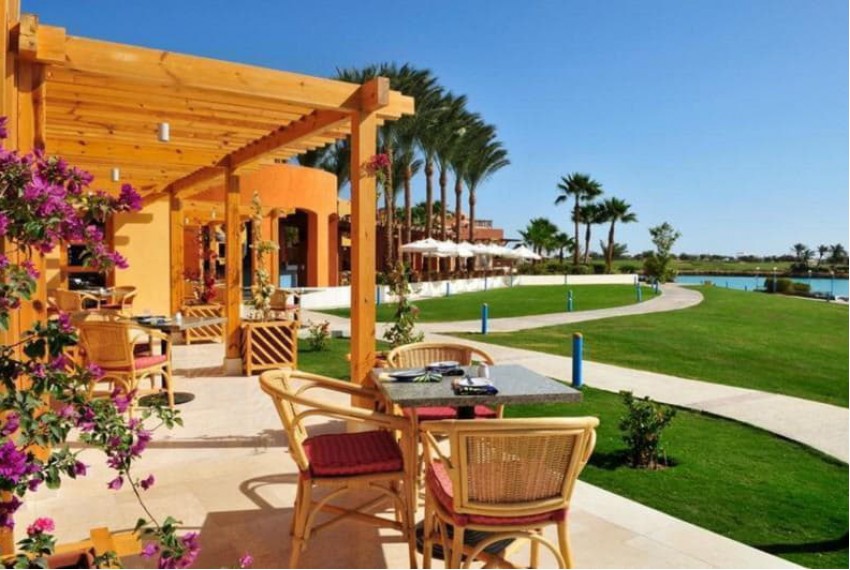 Blue Waters Club, 5* Blue Waters Club, 5*