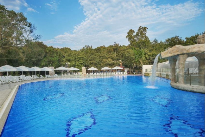 Forest Beach, 4* Forest Beach, 4*