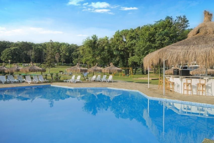 Forest Beach, 4* Forest Beach, 4*