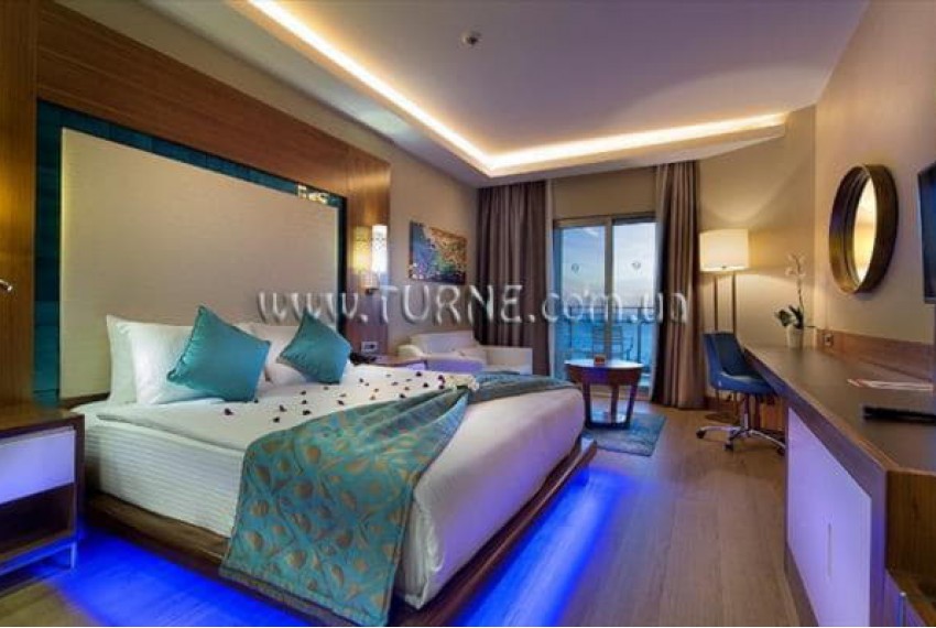Ramada Resort Kusadasi & Golf, 5* Ramada Resort Kusadasi & Golf, 5*