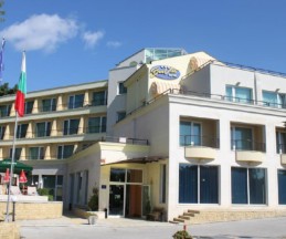 Ben Vita, 3*