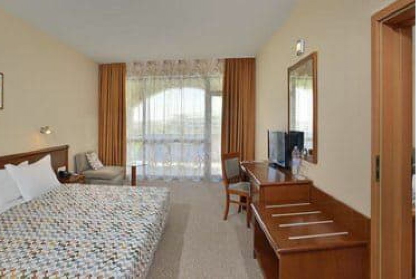 Sol Nessebar Mare, 4* Sol Nessebar Mare, 4*