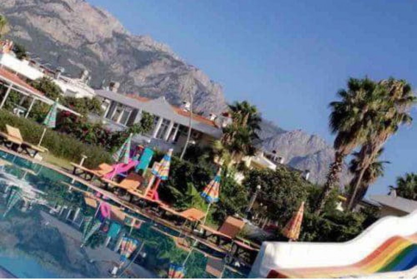 Derya Deniz, 3* Derya Deniz, 3*