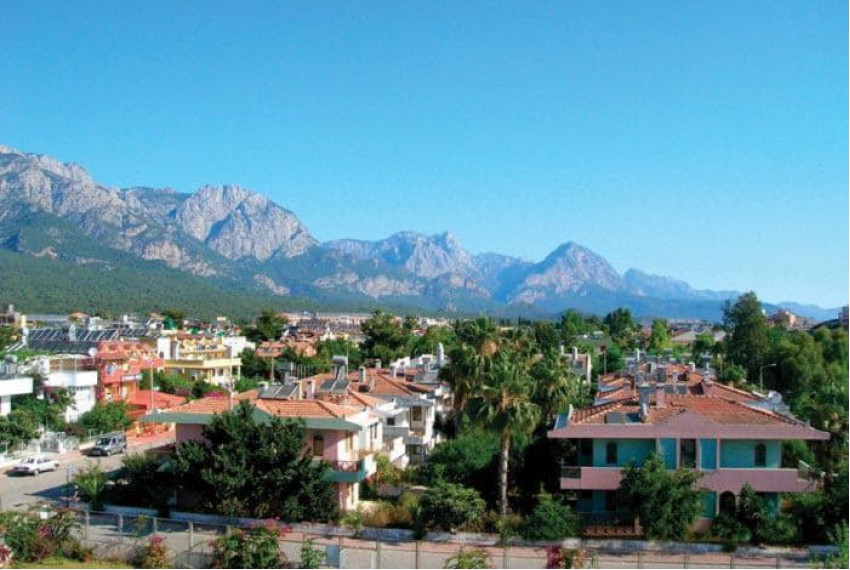 Derya Deniz, 3* Derya Deniz, 3*
