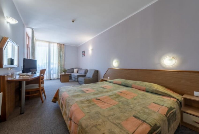 Hrizantema, 4* Hrizantema, 4*