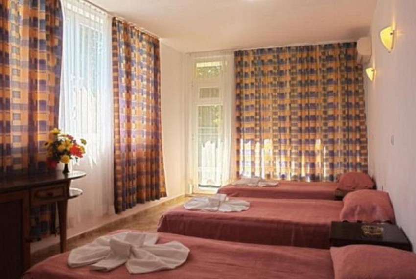 Sunny Varshava, 3* Sunny Varshava, 3*