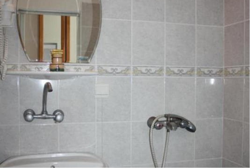 Sunny Varshava, 3* Sunny Varshava, 3*