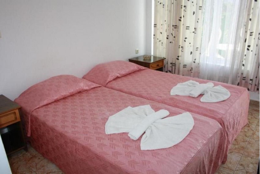 Sunny Varshava, 3* Sunny Varshava, 3*
