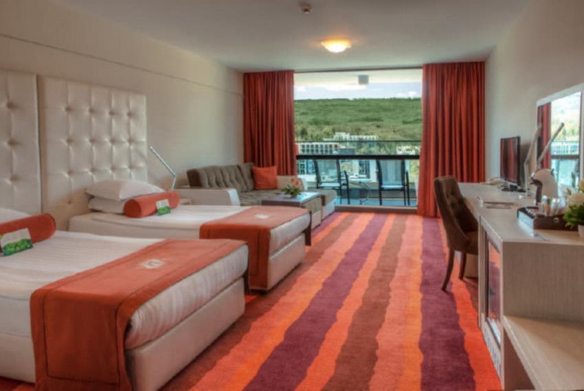 International Hotel Casino & Tower Suites, 5* International Hotel Casino & Tower Suites, 5*