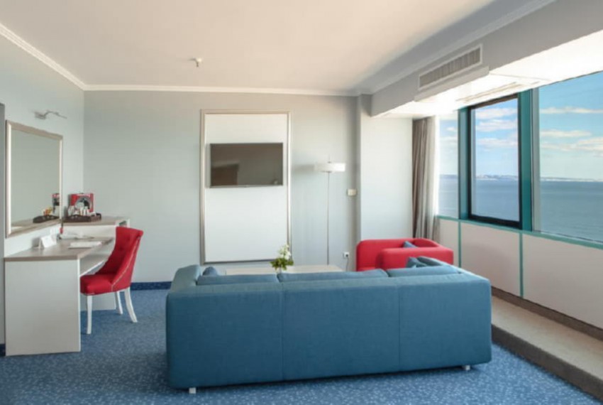 International Hotel Casino & Tower Suites, 5* International Hotel Casino & Tower Suites, 5*
