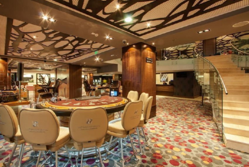 International Hotel Casino & Tower Suites, 5* International Hotel Casino & Tower Suites, 5*