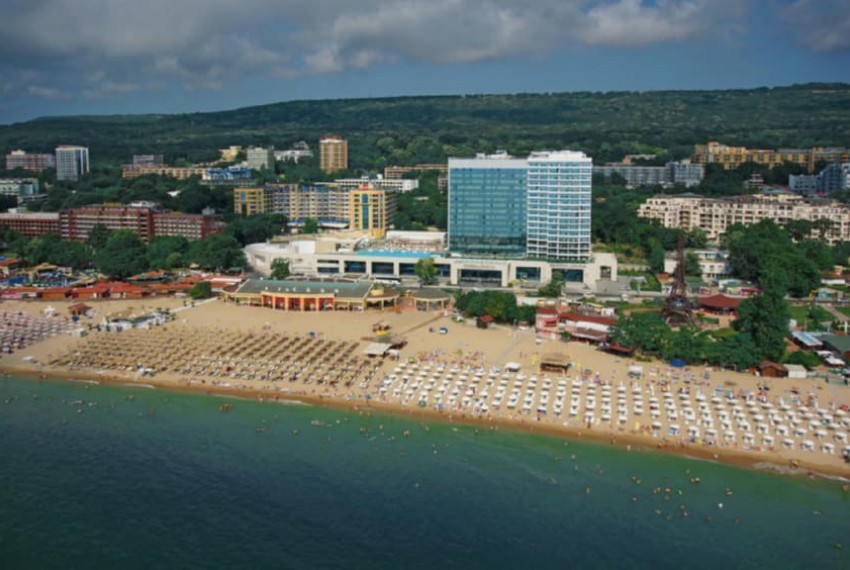 International Hotel Casino & Tower Suites, 5* International Hotel Casino & Tower Suites, 5*