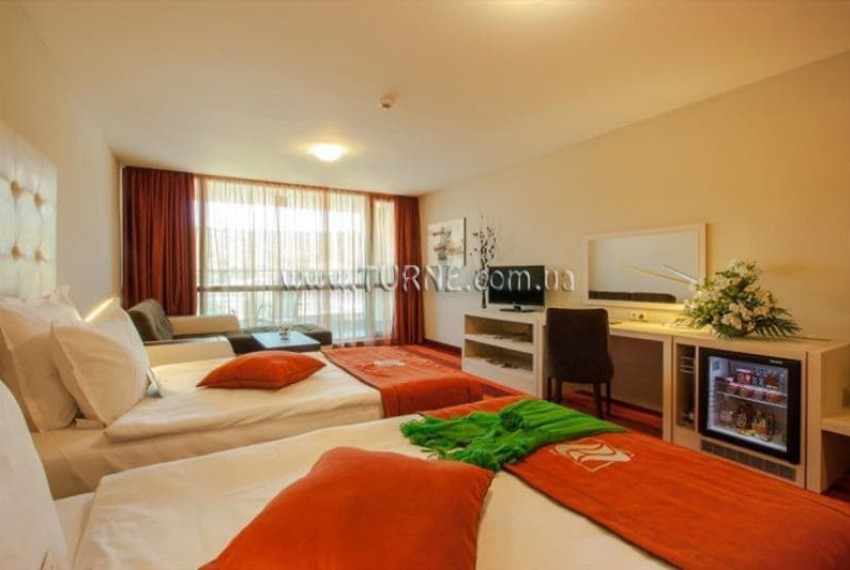International Hotel Casino & Tower Suites, 5* International Hotel Casino & Tower Suites, 5*