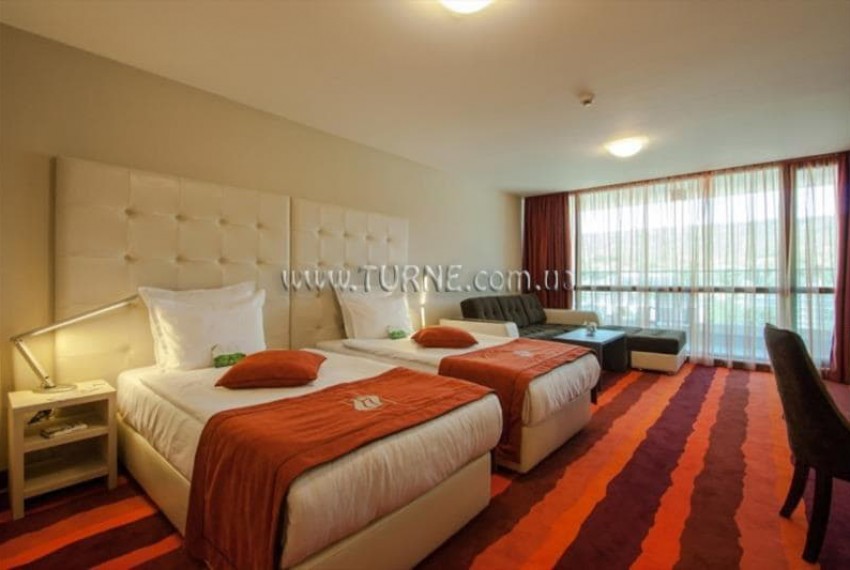 International Hotel Casino & Tower Suites, 5* International Hotel Casino & Tower Suites, 5*