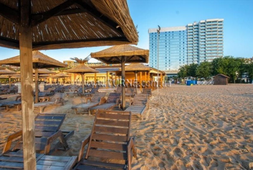 International Hotel Casino & Tower Suites, 5* International Hotel Casino & Tower Suites, 5*