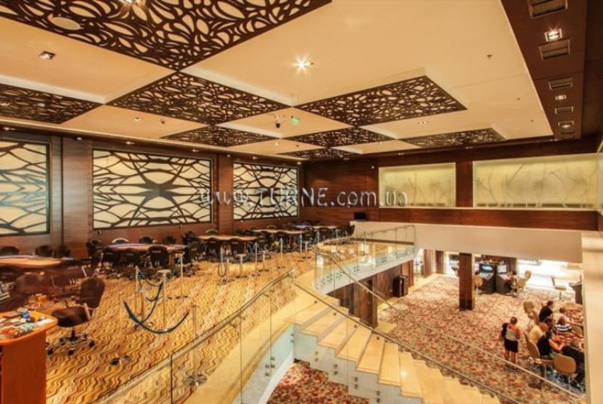 International Hotel Casino & Tower Suites, 5* International Hotel Casino & Tower Suites, 5*