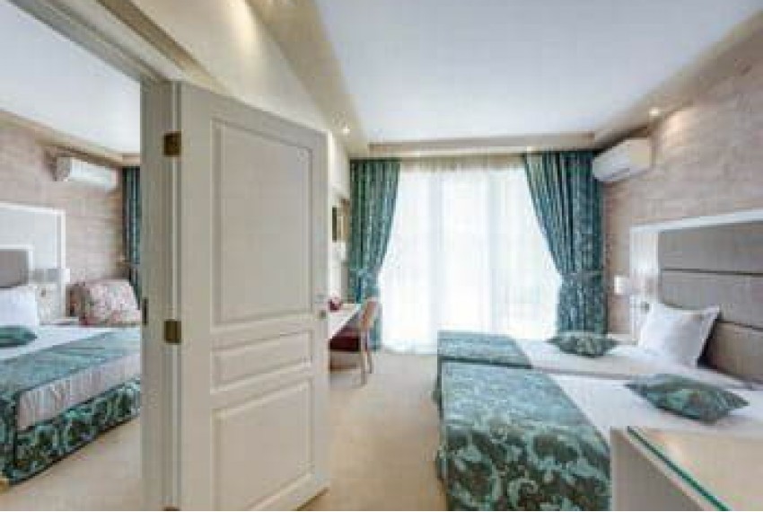 Siena Palace, 3* Siena Palace, 3*