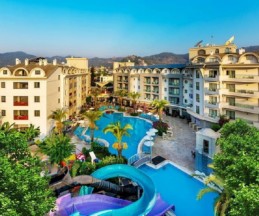Cosmopolitan Resort Hotel, 4*