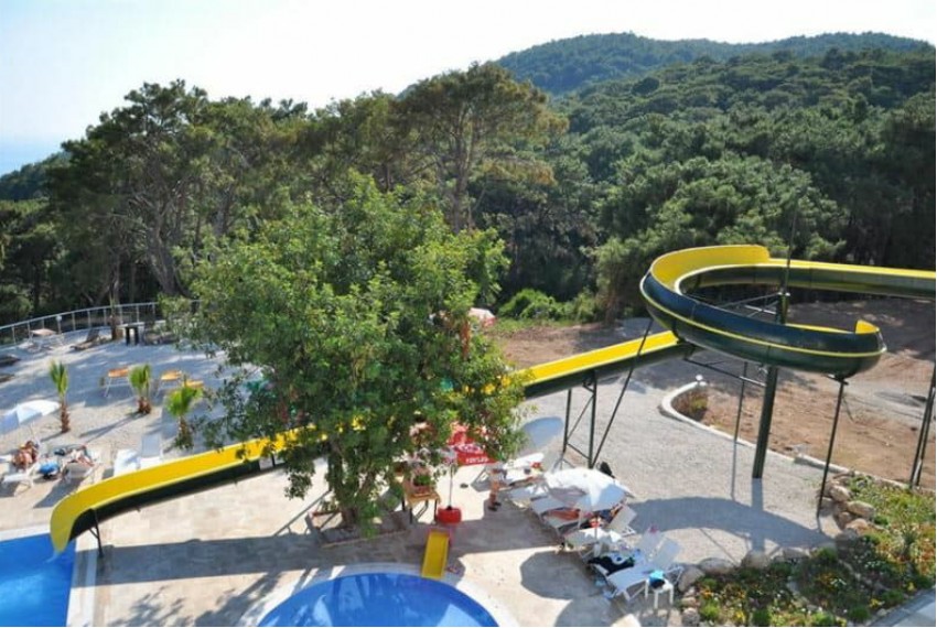 St Nicholas Park, 4* St Nicholas Park, 4*