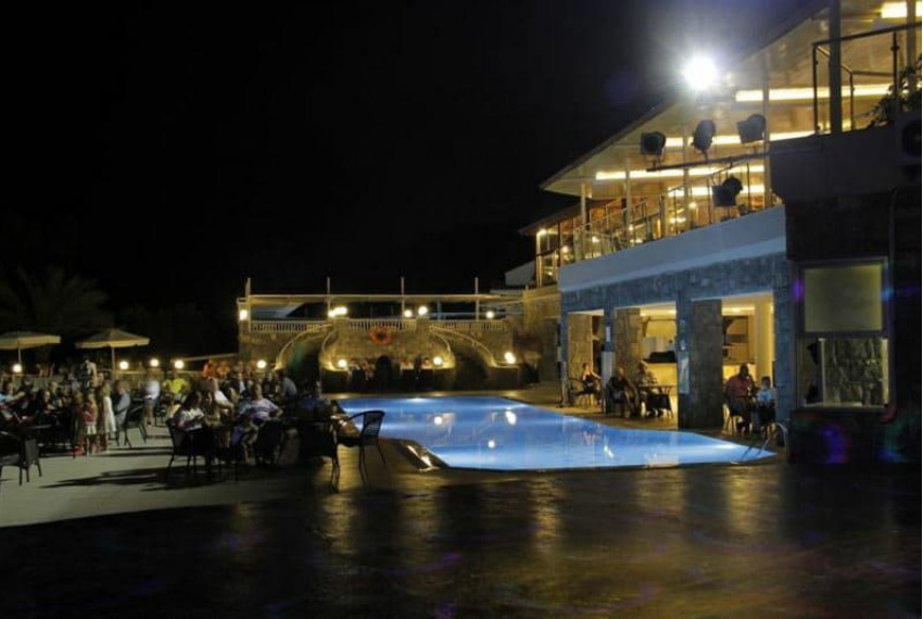 St Nicholas Park, 4* St Nicholas Park, 4*