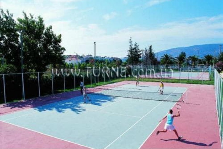 Holiday Resort, 4* Holiday Resort, 4*